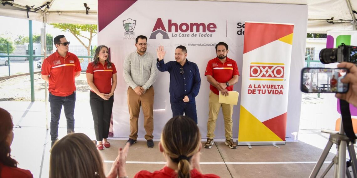Gobierno de Ahome y OXXO entregan rehabilitación del Parque Santa Alicia