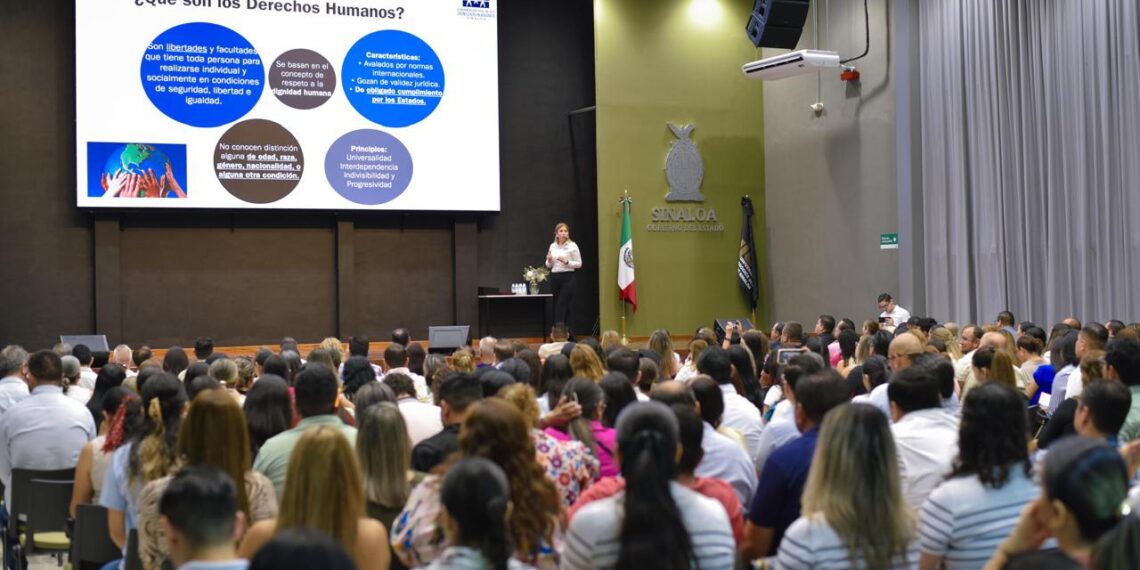 Educación Ahome celebra exitoso conversatorio “Responsabilidades éticas y legales del personal docente”