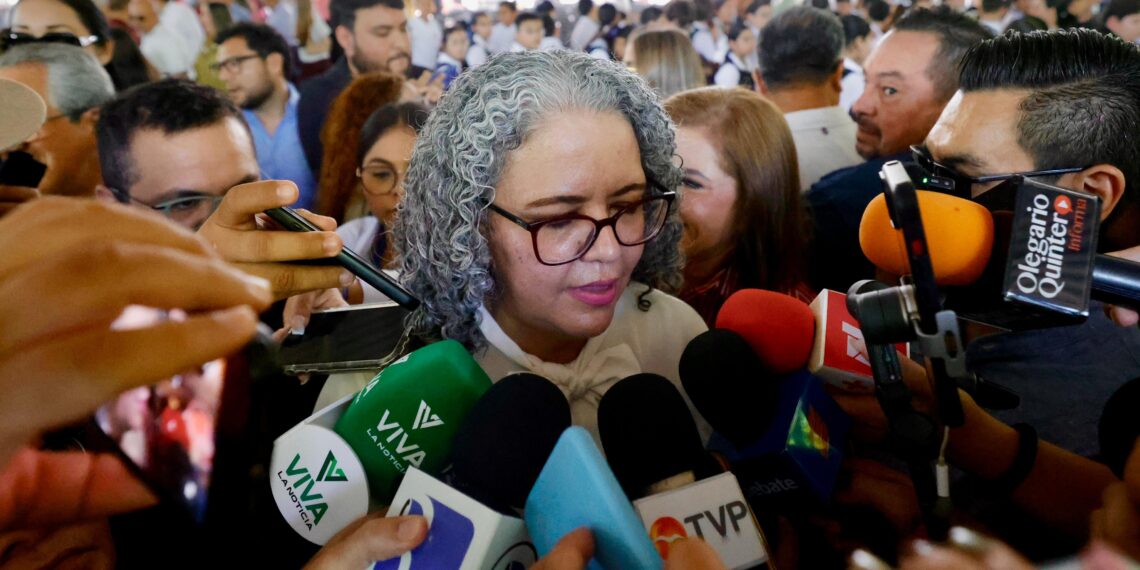 Ya se está atendiendo el restablecimiento de energía eléctrica en escuelas: Gobernadora Graciela Domínguez