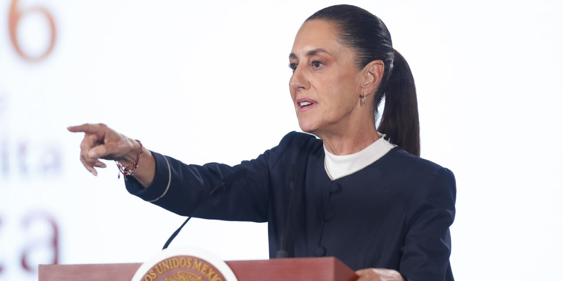 Sheinbaum propone que aspirantes a la Presidencia y gobernadores renuncien a doble nacionalidad