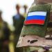 Militar ruso mata a un compañero de armas y a tres civiles en Crimea; también deja cuatro heridos