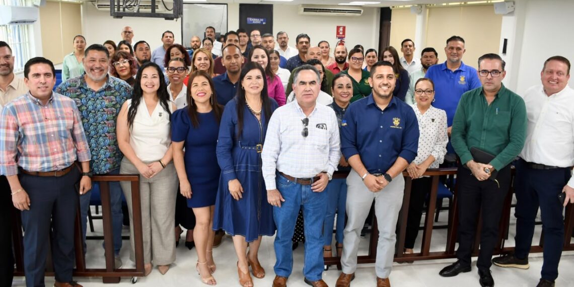 Encabeza el Rector Jesús Madueña reunión de evaluación y logística en la Unidad Regional Sur; supervisa acciones de infraestructura y conectividad previo al Ciclo Escolar
