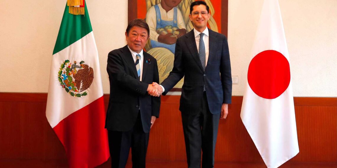 México y Japón crean grupo para reforzar lazos económicos en medio de tensión comercial