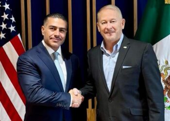 EE.UU. destaca acuerdos con México para reactivar el sector aguacatero en Michoacán