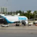 Demandan a Amazon por el accidente de un avión de carga que dejó cinco muertos en Miami