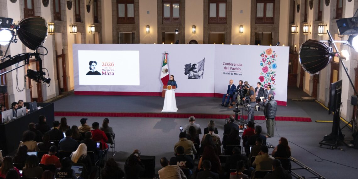 En el sexenio se construirán 2 mil 400 km de trenes de pasajeros con una inversión de 750 mil mdp; en 2027 se dará banderazo al AIFA-Pachuca y CDMX-Querétaro: Presidenta Claudia Sheinbaum