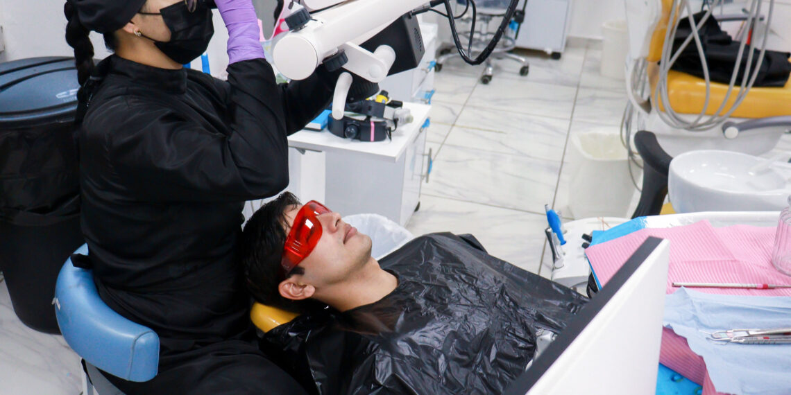 Con tratamientos especializados y costos accesibles, la Clínica de Endodoncia de la UAS abre sus puertas a toda la población para cuidar y preservar la salud bucal