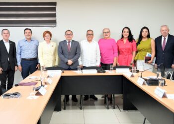 Congreso del Estado refrenda disposición para fortalecer a la UAdeO y analizar su solicitud presupuestal para 2027