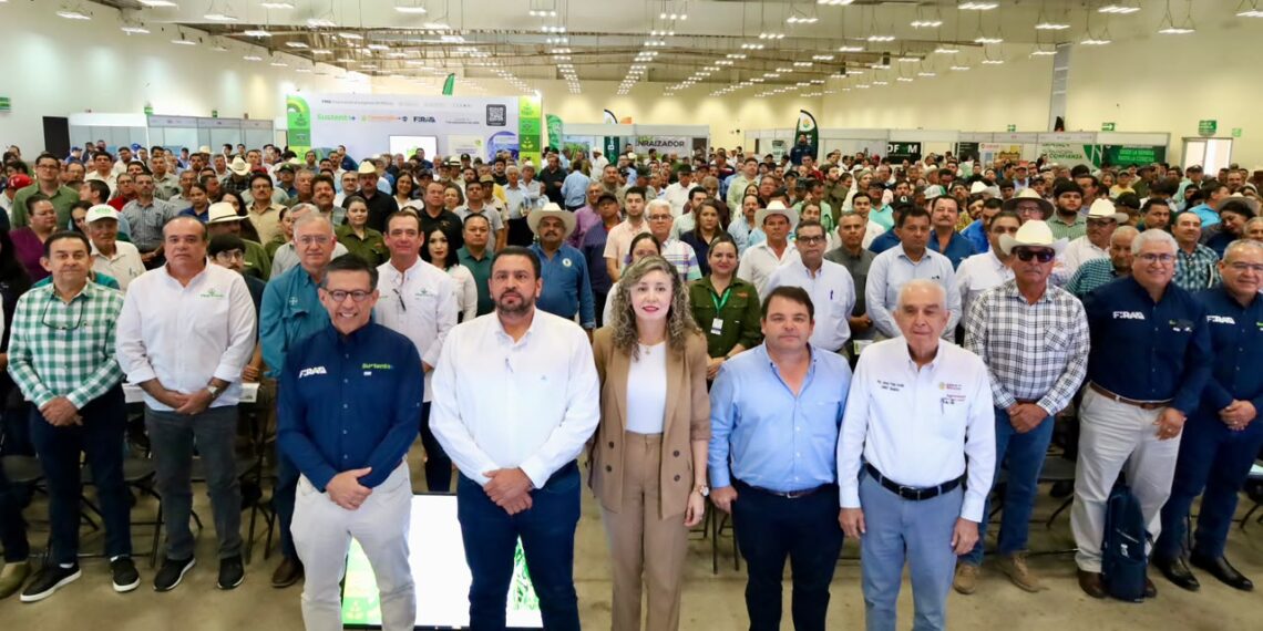 Ismael Bello Esquivel pone en marcha los programas de Sustenta+ y Comercializa+ de FIRA para productores sinaloenses