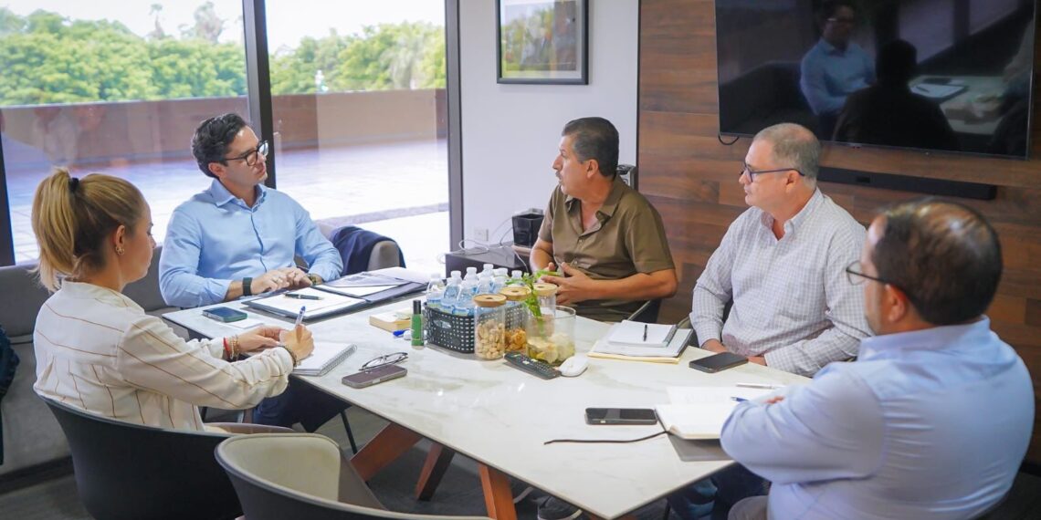 Gobierno de Sinaloa atiende necesidades de equipamiento de comerciantes del centro de Culiacán
