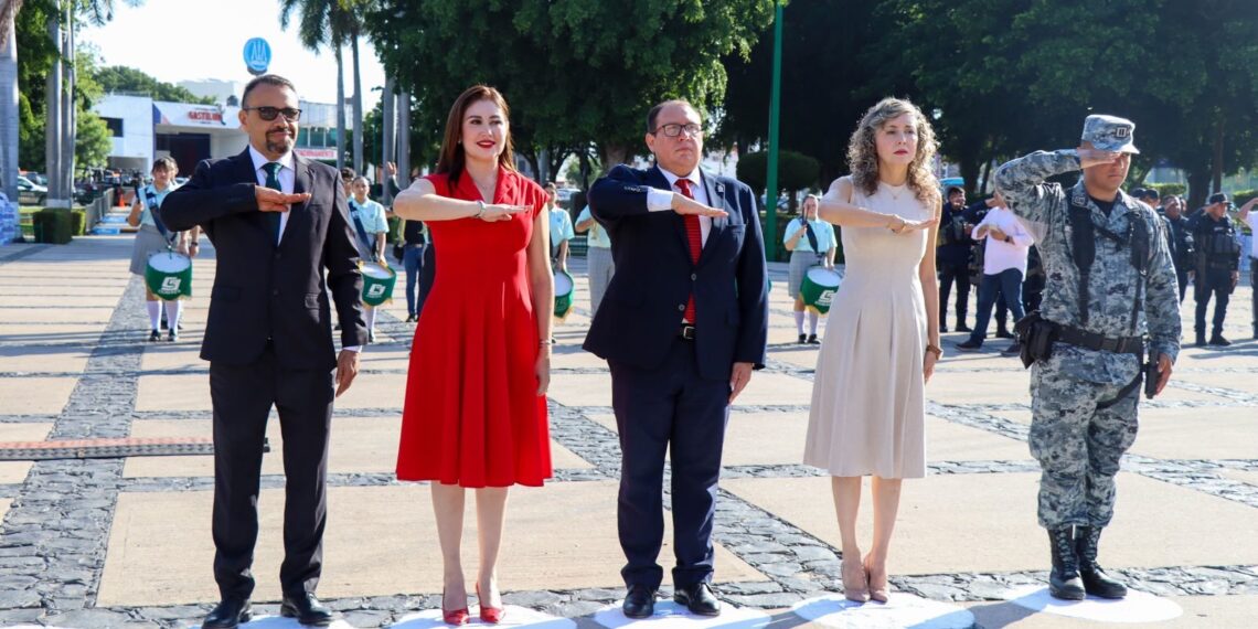 Con homenaje cívico conmemoran el 216 Aniversario del Grito de Independencia
