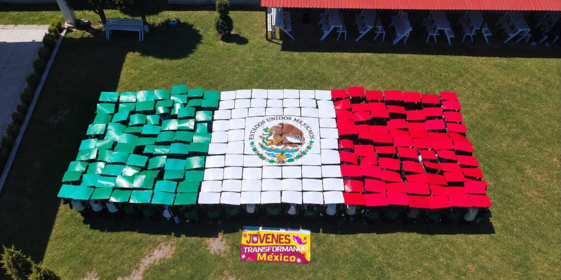 Más de 987 mil jóvenes de todo México celebraron su amor por la patria a través del arte y mosaicos: IMJUVE