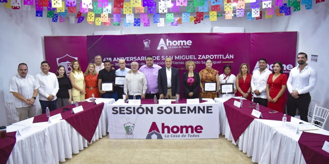 Conmemoran 418 aniversario de San Miguel Zapotitlán, con Traslado de Poderes y Sesión Solemne de Cabildo
