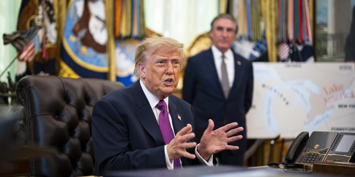 Demandan al Gobierno Trump por condicionar los fondos para planificación familiar