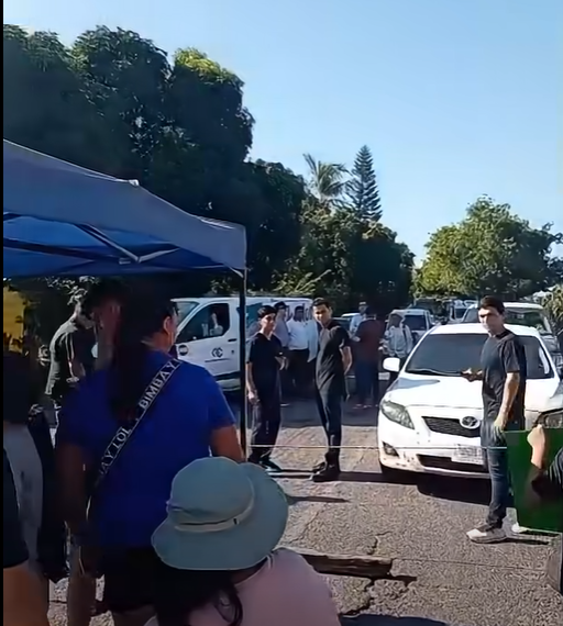 BLOQUEAN MOCHIS – EL FUERTE POR FALTA DE LUZ EN CHARAY