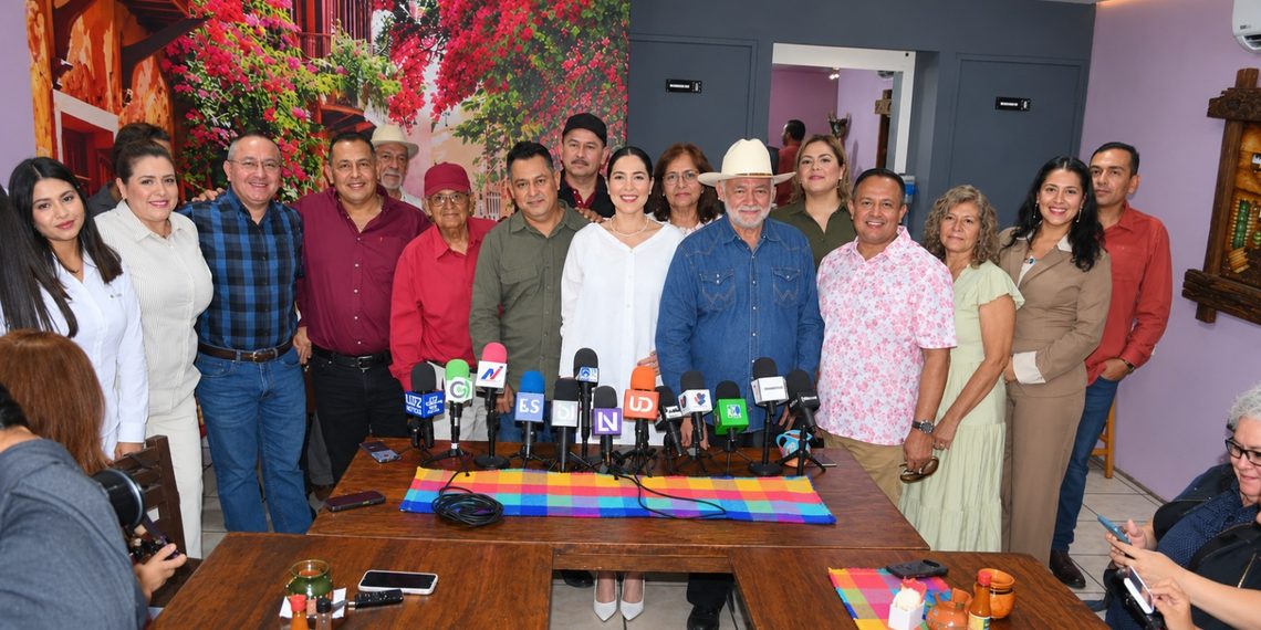 Angelina Valenzuela se Registra para Liderar la 4T en Ahome: Llama a Sectores Productivos a Evaluar Perfiles