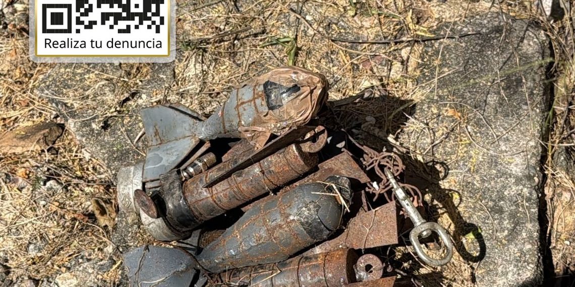 Semar detiene a dos personas con dosis de droga y destruye ocho explosivos en Sinaloa