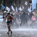 Protesta universitaria contra políticas de Milei concluye en enfrentamientos frente al Congreso
