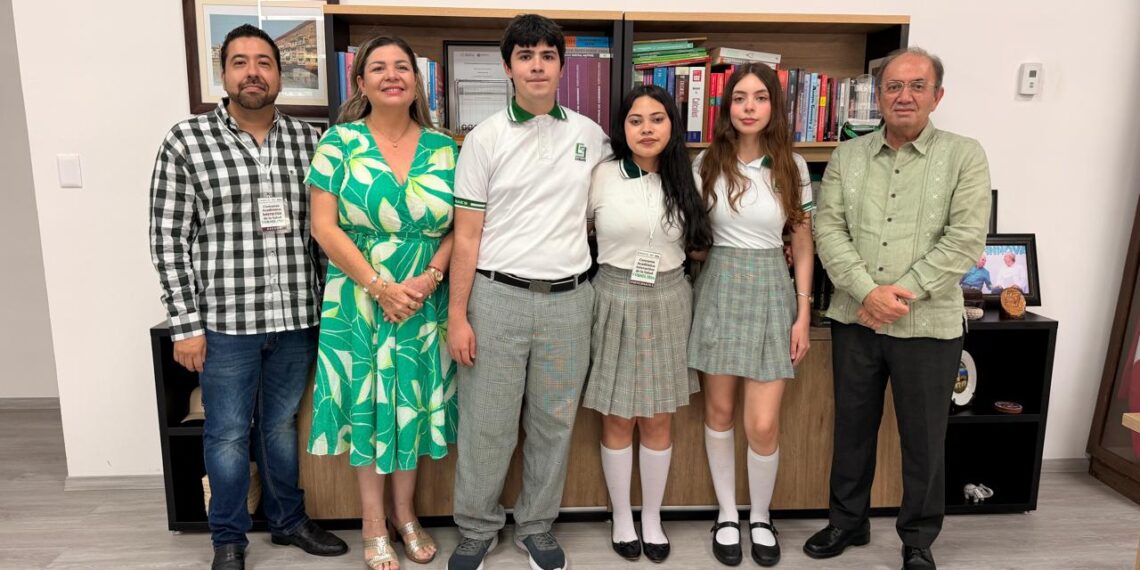 COBAES reconoce el talento académico de estudiantes de Enfermería en concurso estatal