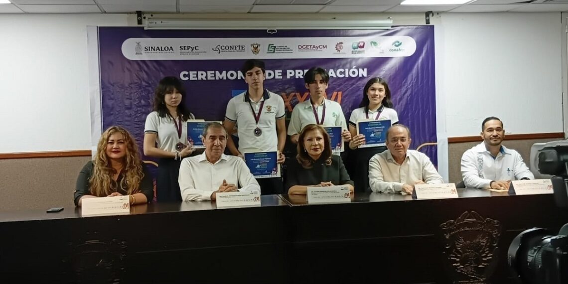 Con talento y dedicación, Perla Guadalupe Moreno Véliz conquista el tercer lugar estatal en la XXXVI Olimpiada Nacional de Química y llena de orgullo a la UAS