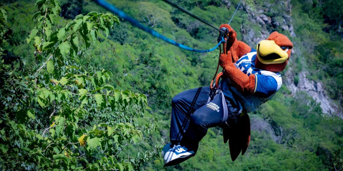 Entre montañas, paisajes espectaculares y guacamayas verdes: la Reserva Ecológica de la UAS reabre sus puertas para vivir una aventura en Cosalá