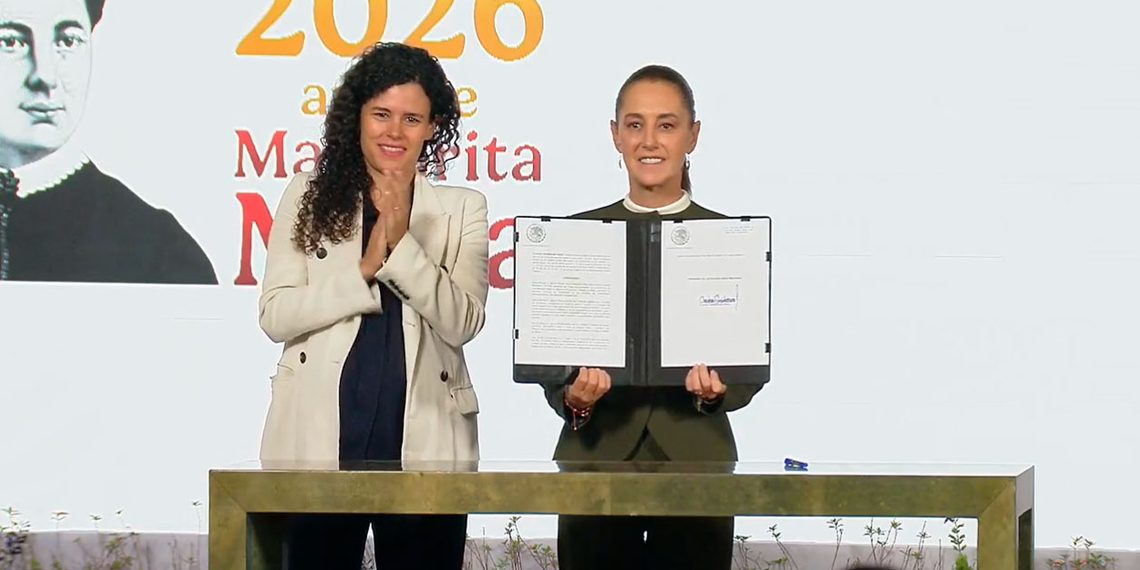 Presidenta Sheinbaum firma decreto para blindar a menores en plataformas digitales