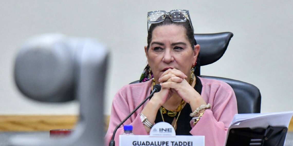Sheinbaum pide auditorías en el INE tras señalamientos a Guadalupe Taddei
