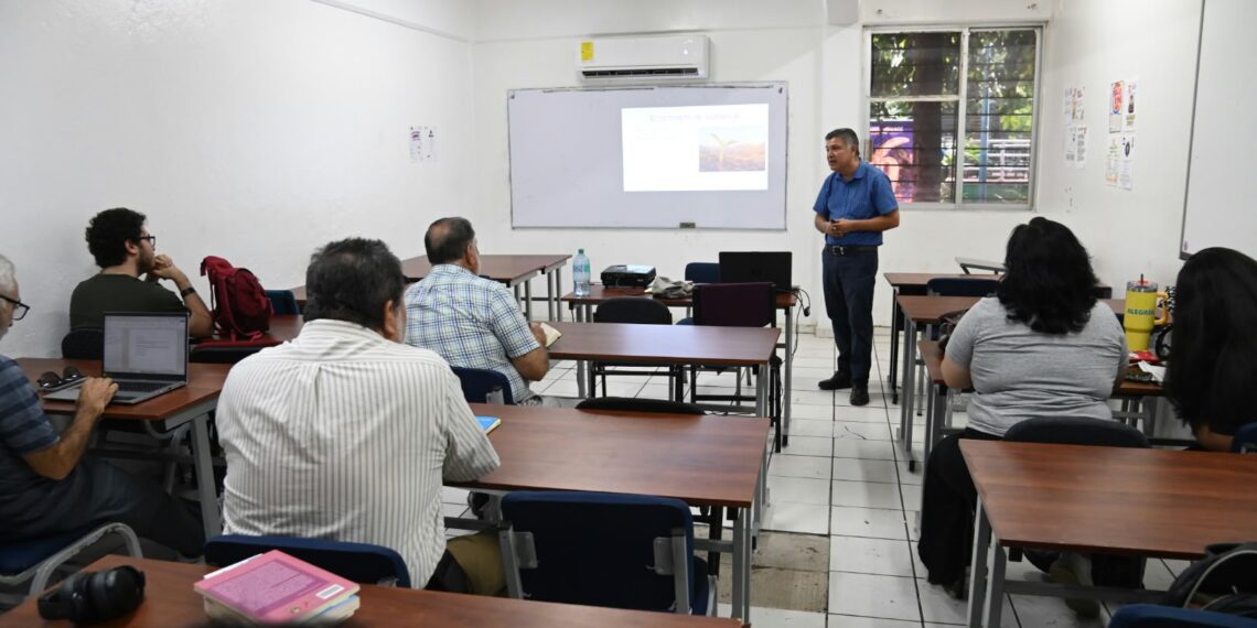 La Facultad de Filosofía y Letras de la UAS pone en marcha el curso “La idea de virtud en la Ética de Spinoza”, un espacio para analizar el pensamiento del racionalismo y su aplicación en la vida diaria