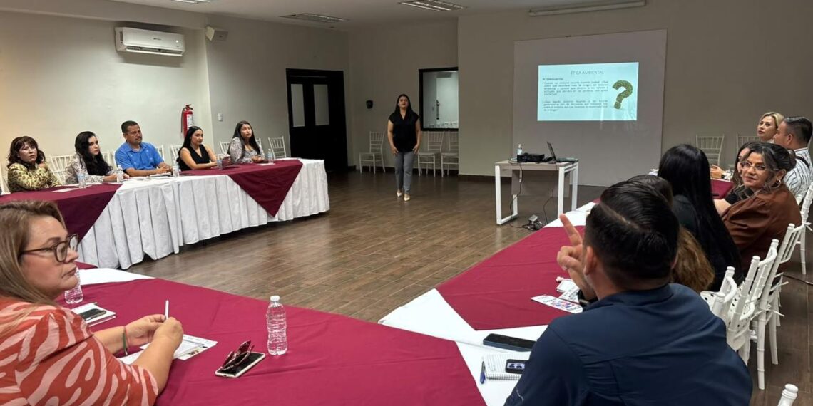 Promueve Gobierno de Ahome cultura ética y responsabilidad entre servidores públicos