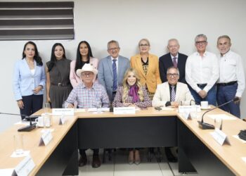 Analizan Comisiones Unidas de Turismo y de Hacienda Pública y Administración del Congreso propuestas para fortalecer al sector turístico de Sinaloa