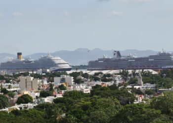 Mazatlán recibe este lunes a dos cruceros turísticos con más de 6 mil pasajeros