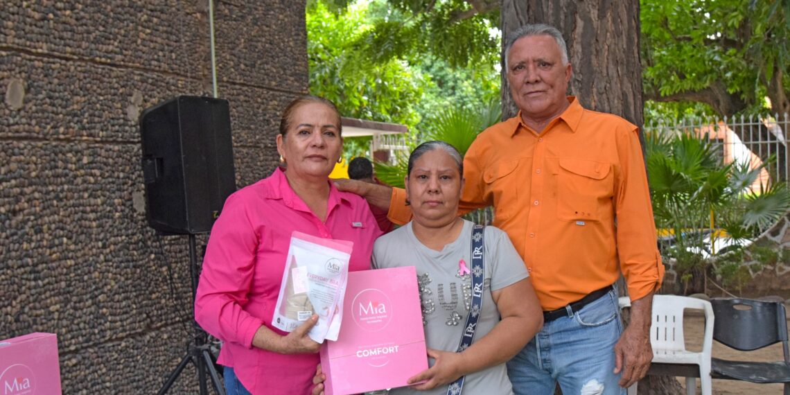 DIF El Fuerte fortalece el apoyo integral a mujeres en el marco de Octubre Rosa