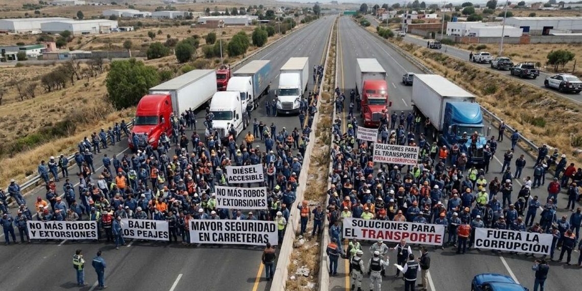 Segob y CANACAR acuerdan retirar bloqueos e instalar mesas de diálogo nacional