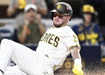 Padres respira y alarga la serie: San Diego vence 4-3 a Cerveceros y pone 1-2 la Divisional