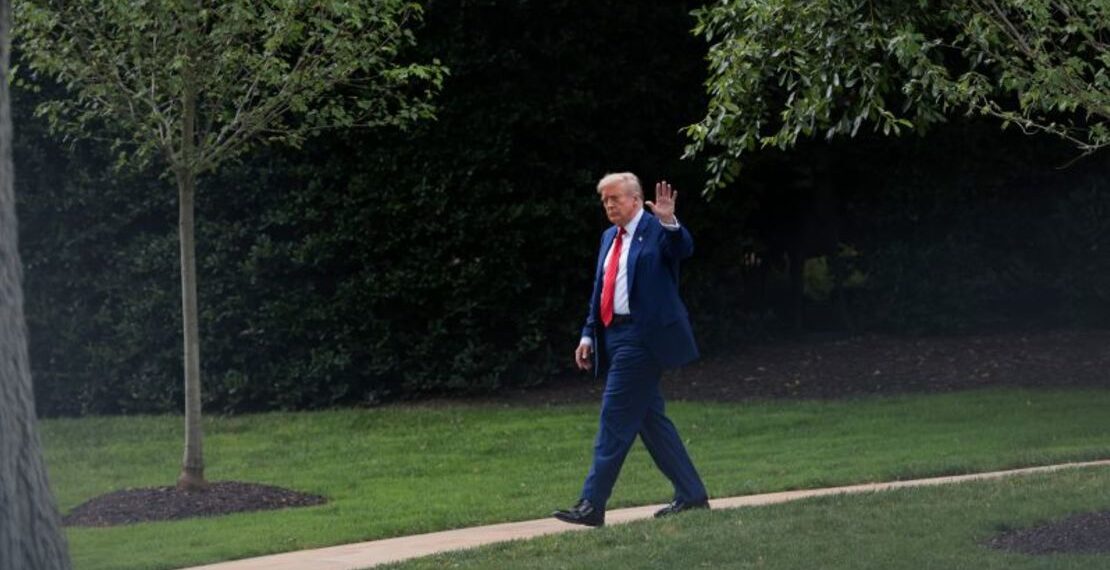 Trump ha deportado a casi un millón de personas en su segundo mandato, según informe